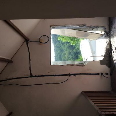 Decoupe De Saignees Murales Pour Passage De Gaines Electriques